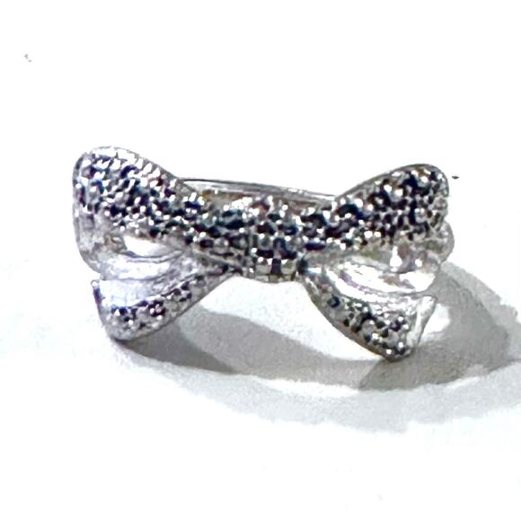 Rhinestone Bow Stretch Ring - Picture 2 of 3